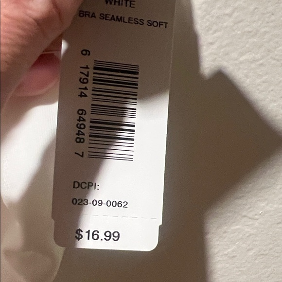 Playtex Women's Cream Comfort Bra - Picture 4 of 4